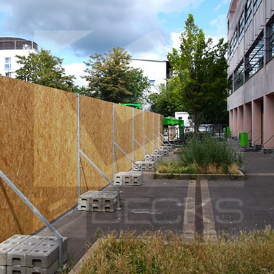 referenzen bauzaun aus holz sauerland zentrum wiesbaden 2